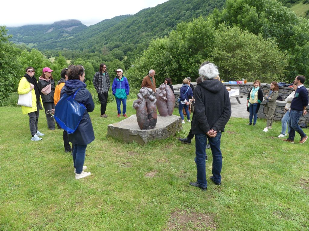 Trognes, fûts et autres montjoies